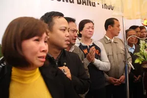 Nghẹn lòng nghe ca khúc dành tặng ông Nguyễn Bá Thanh 