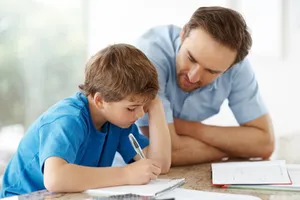 Mẹ thần đồng Đỗ Nhật Nam chia sẻ cách dạy con 'Viết văn vui vẻ'