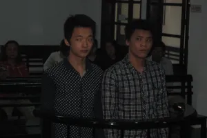 Đi tù vì .... 'thiếu nợ'! 