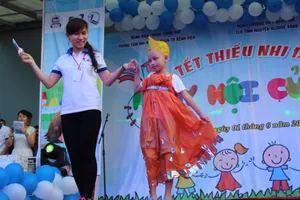 Tết thiếu nhi đến sớm với trẻ em kém may mắn