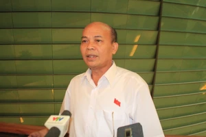 Tham nhũng lớn: 'Râu có dài đến rốn cũng phải bắt về quy án'