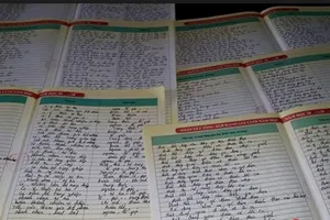 Thông tư 30: Ai đọc học bạ học sinh?