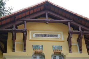 ĐH Sài Gòn - vẻ quyến rũ dịu dàng của ngôi trường trăm tuổi