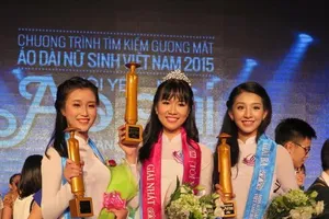 Ngắm nữ sinh Việt Nam trong đêm chung kết Miss Áo dài 