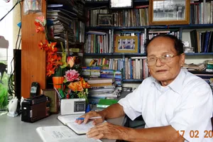 Ông nhà thơ ‘quan to’ may mắn 