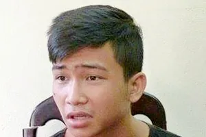 Đối tượng vụ dùng dao bầu đâm bạn tử vong ra đầu thú