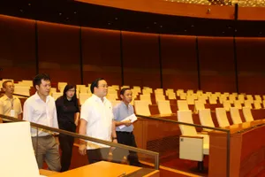 Chính thức bàn giao Nhà Quốc hội trong tháng 9/2015