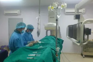 Dân hưởng lợi từ bệnh viện vệ tinh