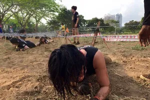 Á hậu Hoàng My và gia đình cùng Vượt chướng ngại vật