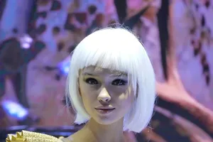 Ngắm xế xịn và chân dài tại Việt Nam Motor Show 2015