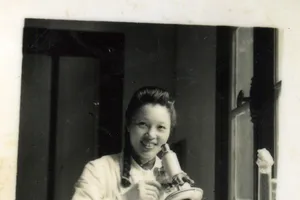 Cách “giữ” con của phu nhân bộ trưởng Giáo dục