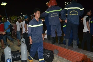 Thông tin chính thức vụ chìm tàu du lịch trên sông Hàn 