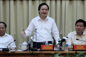 Bộ trưởng Phùng Xuân Nhạ phản hồi 8 kiến nghị lớn của TP.HCM