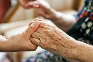 Làm từ thiện không phải nghề, đừng đòi hỏi chuyên môn