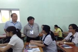 Thứ trưởng Bùi Văn Ga lưu ý khâu chấm thi 