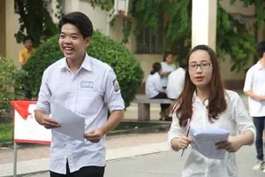 Bài giải gợi ý và đề thi môn Anh văn 