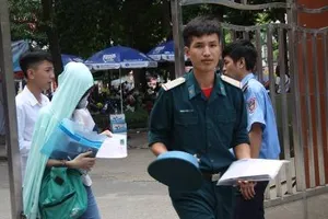 Nhiều thí sinh lo lắng môn vật lý 