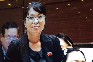 Không thể nói điều giáo viên tiếp khách là vui vẻ thôi