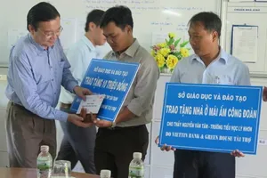 6 giáo viên khó khăn ở Cần Giờ được hỗ trợ nhà