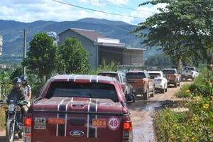 Caravan thiện nguyện 'We care, we share'