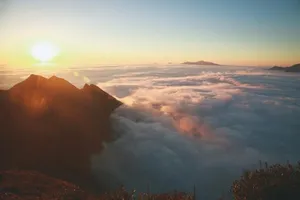 Tà Chì Nhù - Leo lên để cười với những cơn đau 