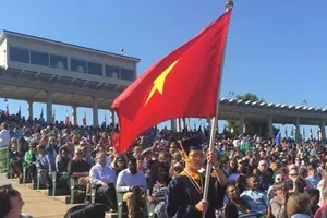 Kỳ thủ Lê Quang Liêm tốt nghiệp xuất sắc tại Mỹ 