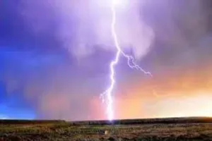 Sống lại sau khi bị sét đánh làm tim ngừng đập