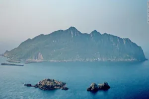 Đảo cấm phụ nữ ở Nhật trở thành di sản thế giới