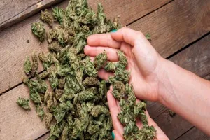 Các chất gây nghiện tồn tại trong cơ thể bao lâu?