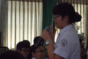 Không học văn vẫn tả đúng con mèo!