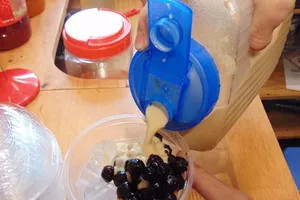 Sau nghi án ngộ độc, trà sữa trân châu… ế thê thảm 