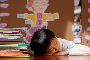 Những đứa trẻ không nhìn thấy mặt trời 