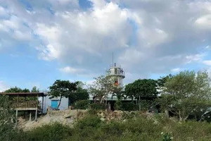 Thực hư khách phải trả tiền tham quan hải đăng Hòn Chút