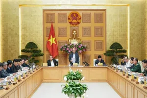 Thủ tướng đang chủ trì họp về phòng, chống dịch COVID-19