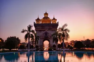 Bộ GD-ĐT thông báo tuyển 60 ứng viên đi du học tại Lào