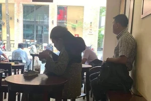 Chuyện nhỏ ở quán cà phê nhỏ của Sài Gòn 