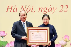 Chủ tịch nước trao tặng danh hiệu cao quý cho các nhà khoa học