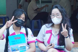 Sáng nay, 29-6, thí sinh bước vào bài thi môn tổ hợp 