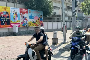 Người nước ngoài vi phạm giao thông sẽ bị xử lý thế nào?