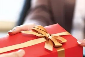 Mạnh tay xử lý biến tướng trong biếu tặng quà Tết 