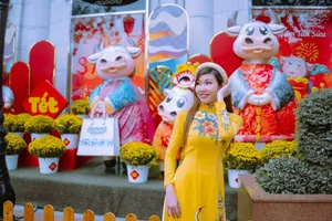 Tôi mặc áo dài dịp Tết để ... bắt trend! 