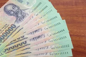 Mất tiền khi gửi ngân hàng: Ai là bị hại? 