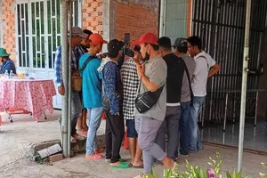 thanh niên 18 tuổi nhảy sông tự tử