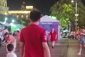 Từ vụ 2 bé gái bị bắt cóc: Bảo vệ trẻ nhỏ ở nơi đông người như thế nào?