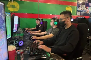 Bất chấp quy định, nhiều tiệm net vẫn lén hoạt động sau 22 giờ 