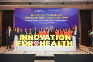 FPT Long Châu hợp tác Novartis mang giải pháp điều trị mới cho người Việt