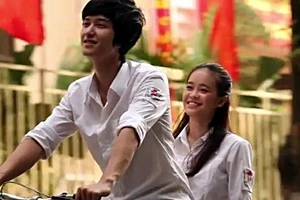Tình yêu tuổi học trò: Đừng đánh mất chính mình!