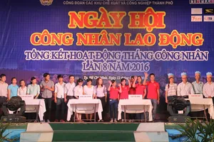 Công nhân háo hức tham gia tìm hiểu pháp luật 