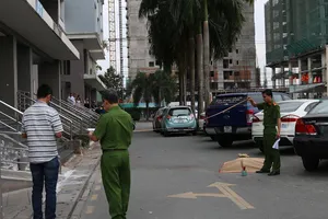 Người đàn ông Philippines nhảy lầu do stress