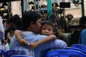 Cha ơi, hãy đồng hành với con...